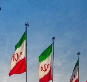 طهران تطالب واشنطن برفع العقوبات وقبول 