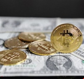 للمرة الأولى منذ يوليو الماضي.. بيتكوين يتراجع إلى ما دون 34,2 ألف دولار