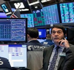 ذعر في بورصة وول ستريت بعد انهيار مؤشر ناسداك