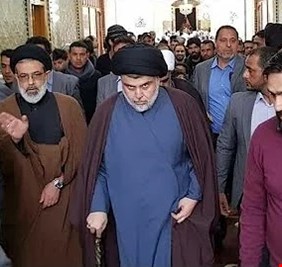 لماذا أكتفى الصدر بزيارة مرقد الإمام الكاظم دون أن يلتقي أحداً في بغداد.. وهل بددت الخلافات السياسية فرص التوافق على تشكيل حكومة الأغلبية؟