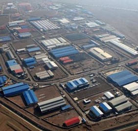 العراق يتلقى عروضا لانشاء مدن صناعية من خمس دول عربية وإقليمية