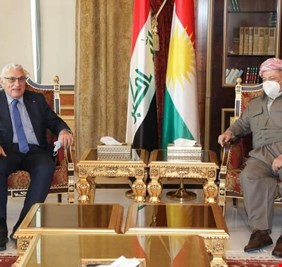 لقاء مشترك بين الحزب الشيوعي والبارزاني