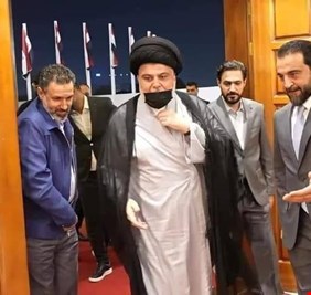 كما نشر (العراق اليوم)...الصدر يصل الى بغداد ويلتقي الحلبوسي