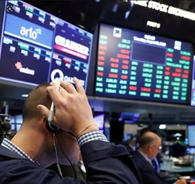 على خلفية أزمة أوكرانيا.. تراجع حاد في البورصات العالمية