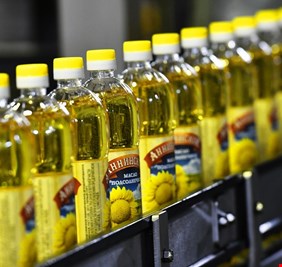 من ضمنها العراق.. ما مصير الدول التي تعتمد على زيت عباد الشمس الاوكراني؟