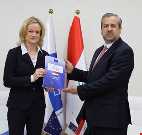 مفوضية الانتخابات تتسلم تقرير بعثة الاتحاد الاوروبي عن رصد انتخابات تشرين