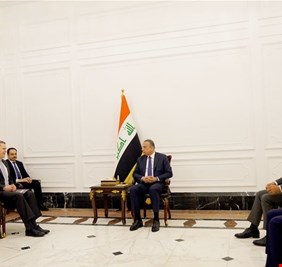 الكاظمي يلتقي مسؤولاً رفيع المستوى في الخارجية الأمريكية ويبحثان مخرجات الحوار الاستراتيجي