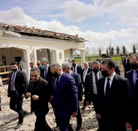 الكاظمي يطفئ حرائق  أربيل