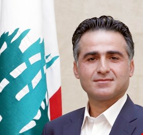 وزير لبناني : شكراً للعراق الذي أضاء لبنان وموقفه ان ينسى