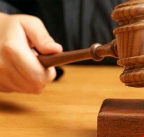 الحكم على مسؤول كبير بالسجن 6 سنوات لتلقيه الرشوة