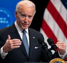 بايدن محذرا: بوتن يدرس استخدام أسلحة كيماوية وبيولوجية في أوكرانيا