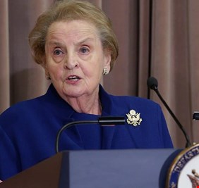 وفاة مادلين أولبرايت ... أول أمرأة تتولى وزارة الخارجية الأميركية