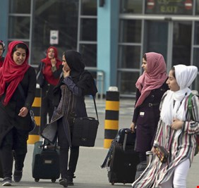 مسؤولان في شركة الطيران الأفغانية: 