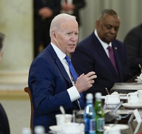 بايدن: المادة الخامسة من معاهدة الناتو 