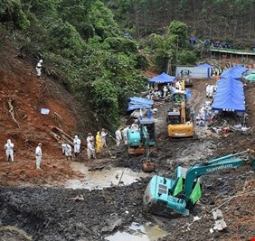 العثور على الصندوق الأسود الثاني للطائرة الصينية المنكوبة