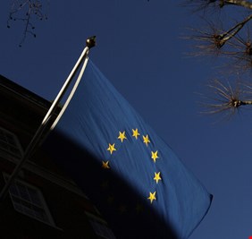 الاتحاد الأوروبي يدرس حزمة عقوبات جديدة ضد موسكو تشمل مصارف روسية