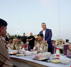 مستشار أمني: زيارة الكاظمي للمقاتلين فيها زخم معنوي وتعبوي كبير