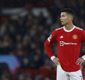 أسطورة يونايتد يوجه انتقاداً لرونالدو