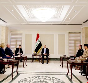 الكاظمي يشدد على ضرورة محاربة الإرهاب من جذوره ورصد منطلقات وجوده