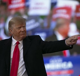 لجنة التحقيق في اقتحام الكابيتول: لدينا أدلة كافية لإحالة ترامب إلى المحكمة الجنائية