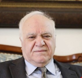 مستشار الكاظمي يحسم مصير’أموال السياسيين العراقيين’ المودعة في البنوك اللبنانية