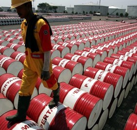 للمرة الأولى في نحو 3 أسابيع.. برميل 