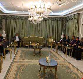 مصادر تكشف عن أسباب زيارة رئيس تحالف عزم السني للسليمانية ولقائه بالطالباني !