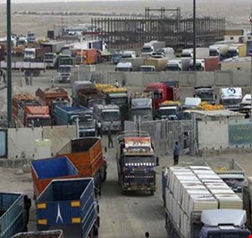 استنفار حكومي لتامين دخول عجلات المواد الغذائية عبر المنافذ الحدودية