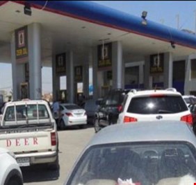 إذا عرف السبب بطل العجب.. مواطن يتحدث بالصوت والصورة عن السبب الحقيقي لأزمة البنزين، ومقترح بسيط لمعالجتها