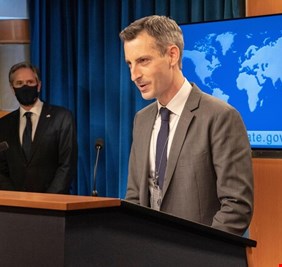 واشنطن تنفي الموافقة على الإفراج عن أصول إيرانية