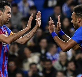 أوباميانغ يقود برشلونة للفوز على ريال سوسيداد واستعادة وصافة 