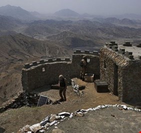 3 قتلى بهجوم مسلح على موقع لجيش باكستان