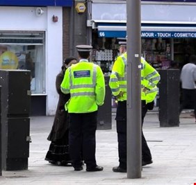 بريطانيا.. 11 مصابا في سلسلة اعتداءات في بيدوورث