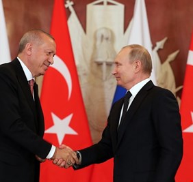 أردوغان يخطط لمحادثة هاتفية مع بوتين في 