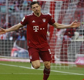 ليفاندوفسكي عن مستقبله: شيء ما سيحدث قريبا