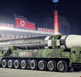 زعيم كوريا الشمالية يتعهد بتعزيز القدرات النووية لبلاده