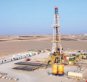 العراق يتجه لحفر 20 بئر نفطي اضافي لرفع معدلات انتاجه من حقول الجنوب