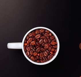 شرب القهوة.. هروب من الإرهاق أم عادة وسلوك؟!