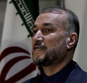 وزير الخارجية الإيراني يكشف عن آخر تطورات المفاوضات النووية في فيينا