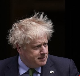 بريطانيا.. حزب المحافظين يخسر نحو 500 مقعد في الانتخابات المحلية