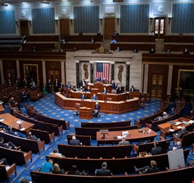 مجلس النواب الأميركي يقرّ مساعدة لأوكرانيا بقيمة 40 مليار دولار