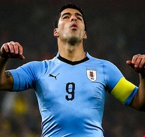 مدرب أوروجواي: سواريز لا يفكر في الاعتزال