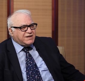 مستشار الكاظمي المالي: سيكون لدينا فائض مالي بقيمة 40 مليار دولار نهاية هذا العام !