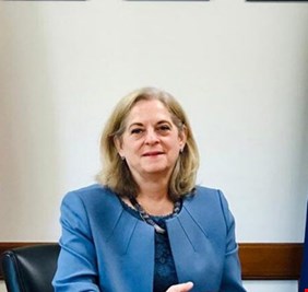 رومانوفسكي في طريقها الى بغداد.. فهل ستكرر سيناريو ما فعلته غلاسبي وقادت لحرب دولية شاملة؟