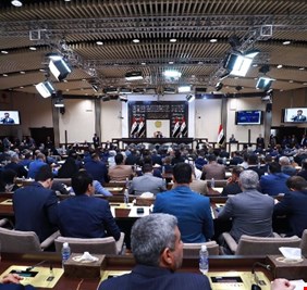 سعياً لحل الأزمة.. فريق تفاوضي يطرح مبادرة المستقلين على الكتل السياسية