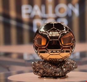 الكشف عن المواعيد الجديدة للكرة الذهبية لعام 2022