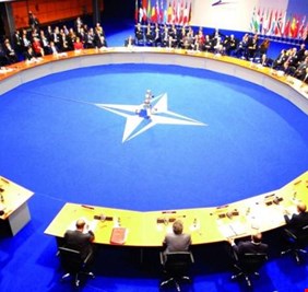 إسبانيا تعلن عن مشاركة فنلندا والسويد بقمة الناتو في مدريد