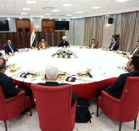 تقرير بريطاني: قادة الإطار التنسيقي عدلوا بيان الرد على مقتدى الصدر والمالكي اعترض على لهجته