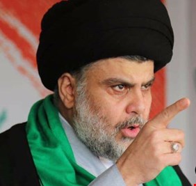 مساعدو مقتدى الصدر في الحنانة يبعثون له برسالة خاصة: نعلن البراءة من هولاء والصدر يرد