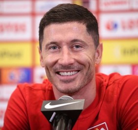 ليفاندوفسكي: انتهت قصتي مع بايرن ميونخ